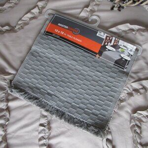 NWT 100% cotton table runner
